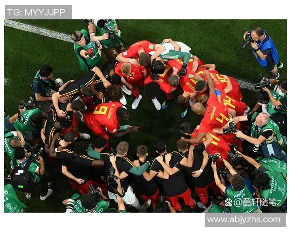 戴眼镜的足球明星们如何在绿茵场上展现独特风采与实力