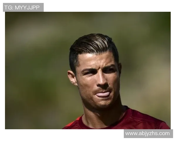 探索足球明星的魅力发型谁的造型最吸引眼球与众不同 探索足球明星的魅力发型谁的造型最吸引眼球与众不同