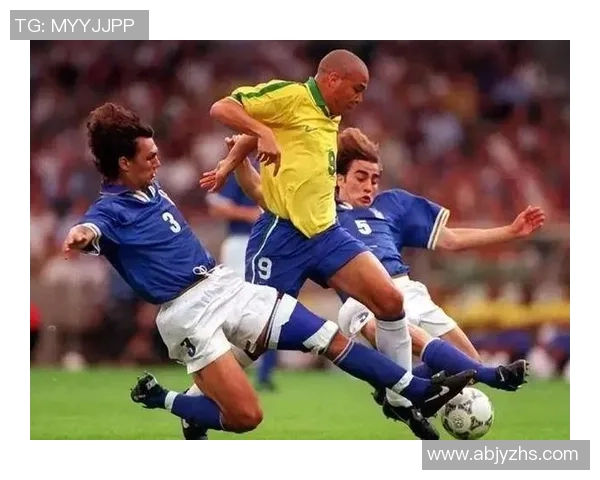 早期各国足球明星的传奇故事与辉煌成就回顾 早期各国足球明星的传奇故事与辉煌成就回顾